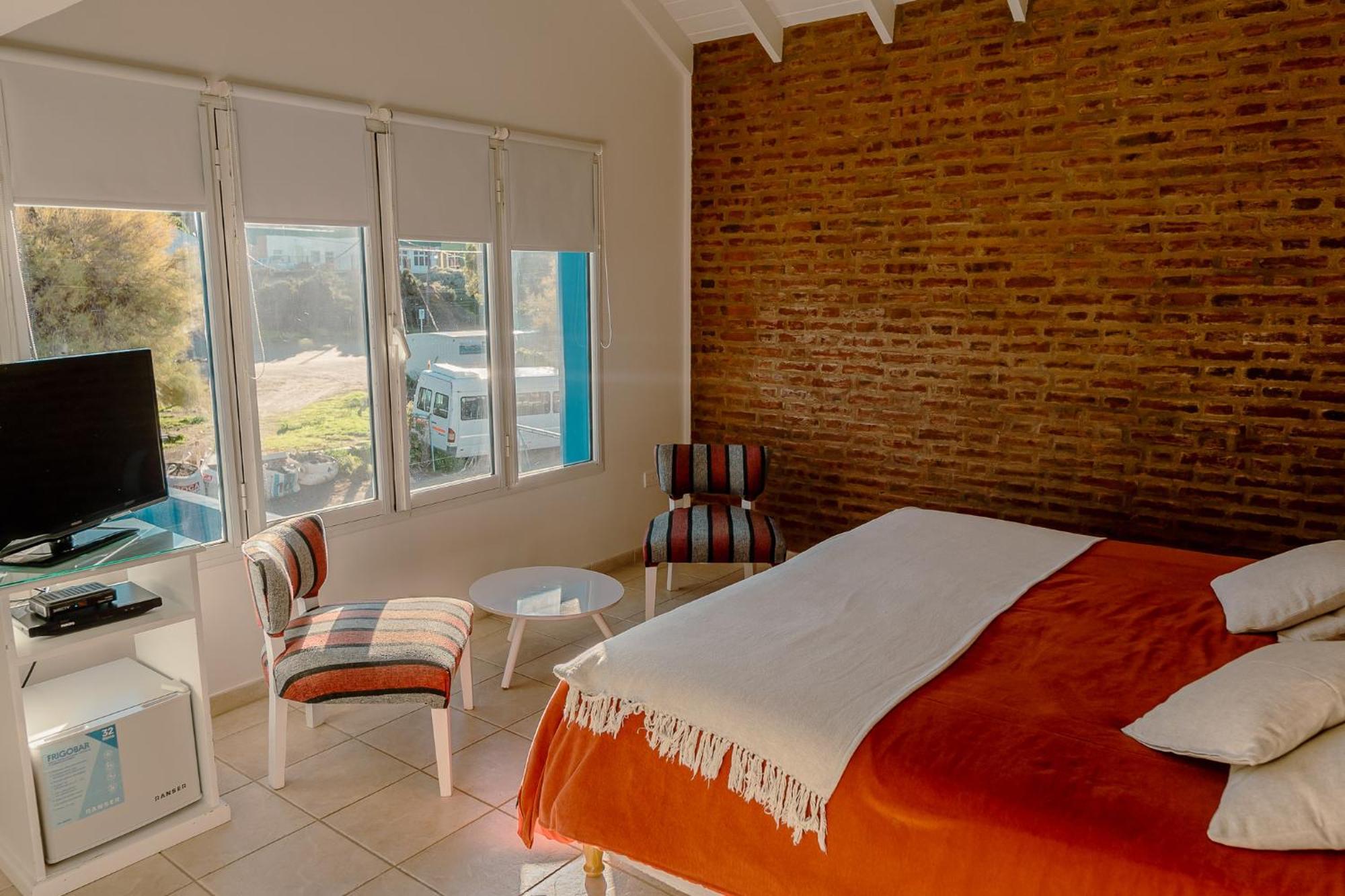Rayentray Las Restingas Hotel De Mar Puerto Pirámides Εξωτερικό φωτογραφία