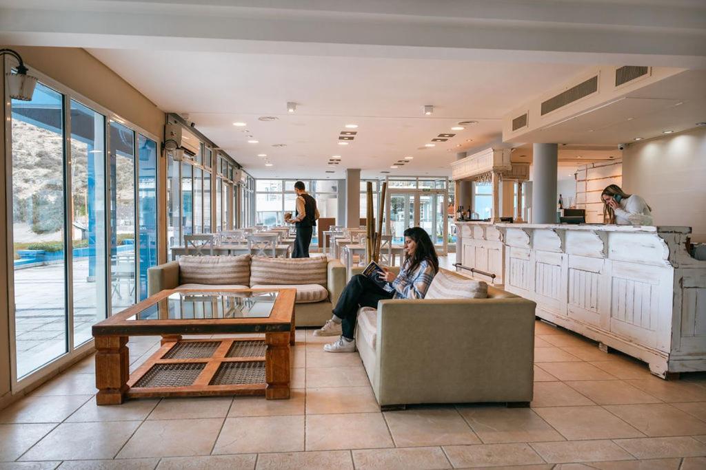 Rayentray Las Restingas Hotel De Mar Puerto Pirámides Εξωτερικό φωτογραφία