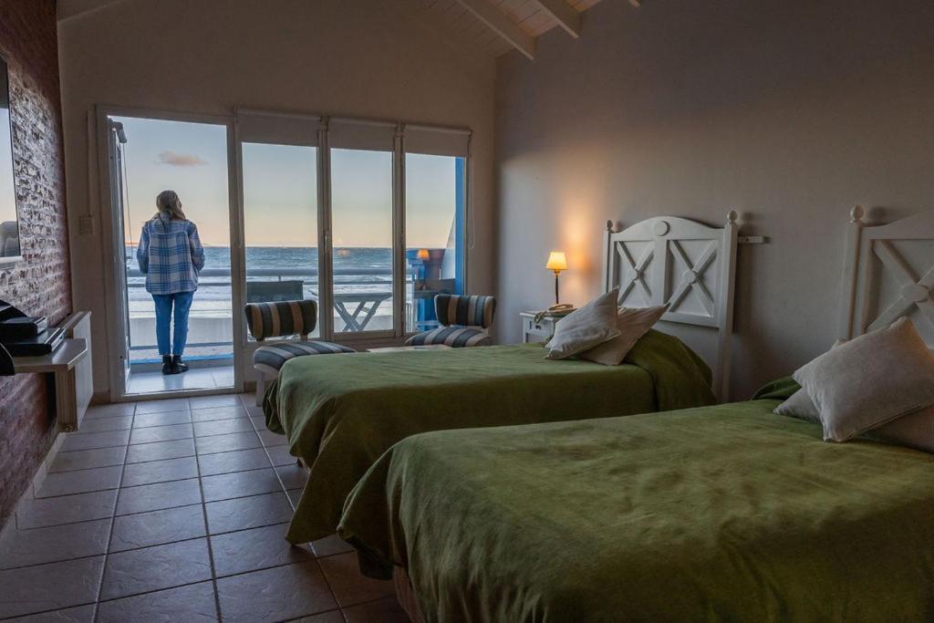 Rayentray Las Restingas Hotel De Mar Puerto Pirámides Εξωτερικό φωτογραφία